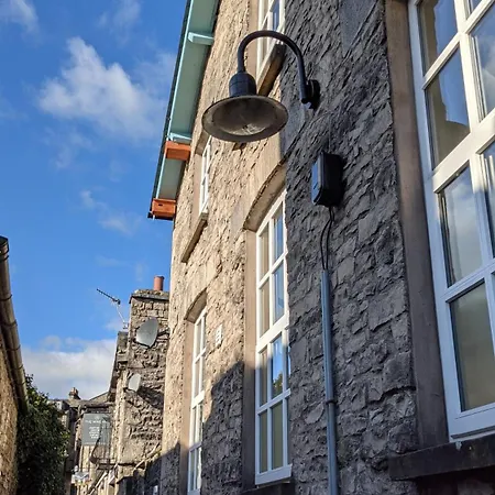 24 Tanners Yard Semesterbostad